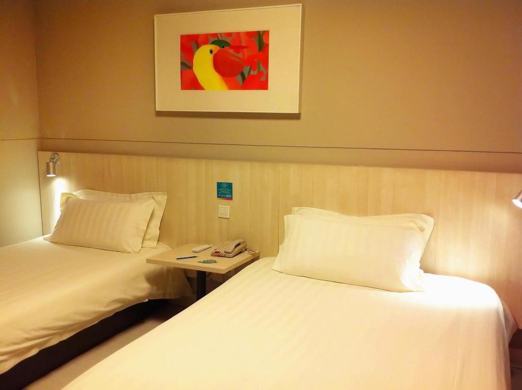 Jinjiang Inn Tianjin Xianyang Road Room photo